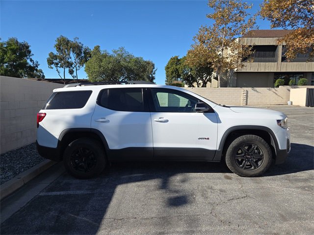 Used 2022 GMC Acadia AT4 w/ Technology Package image 2