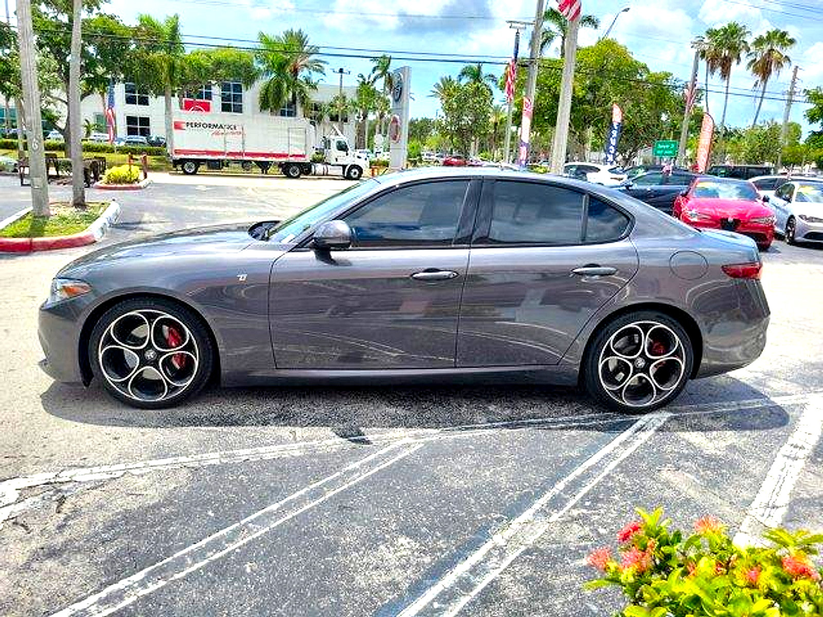 Used 2023 Alfa Romeo Giulia Ti w/ Active Assist Plus Package RWD image 4