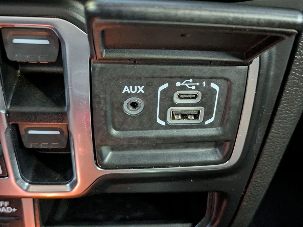 Used 2021 Jeep Gladiator Rubicon image 24