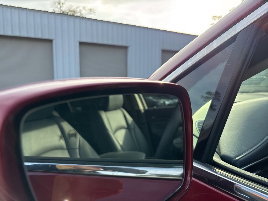 Used 2019 Buick Enclave Essence image 28