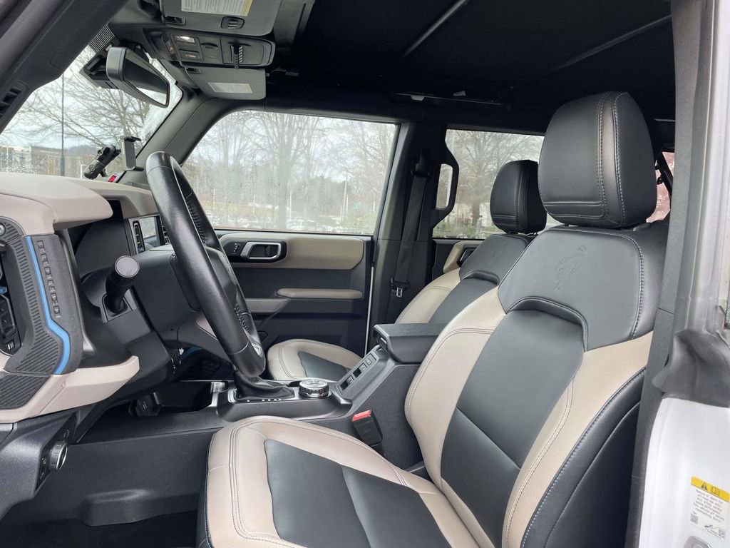 Used 2023 Ford Bronco Wildtrak image 19