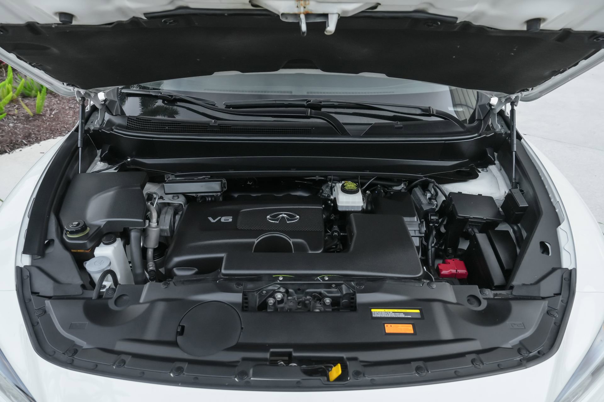 Used 2019 INFINITI QX60 Luxe w/ Essential Package image 43