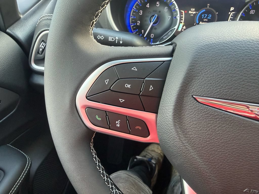 New 2026 Chrysler Pacifica Select FWD image 69