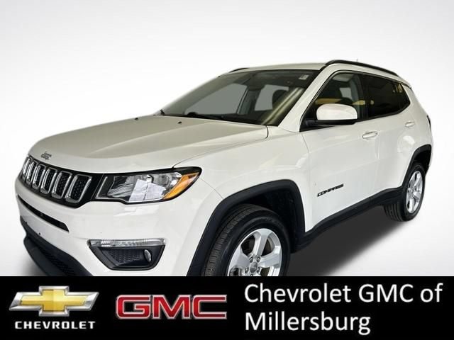 Used 2019 Jeep Compass Latitude w/ Cold Weather Group AWD/4WD image 4