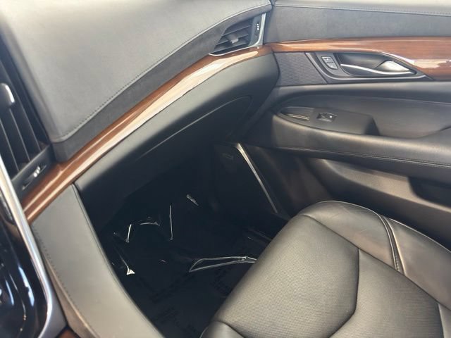 Used 2020 Cadillac Escalade Premium Luxury AWD/4WD image 28