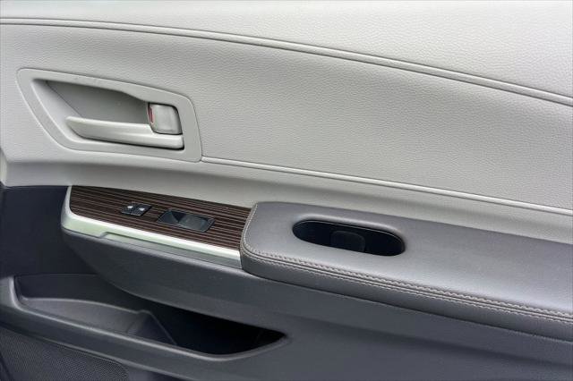 Certified 2022 Toyota Sienna LE AWD/4WD image 20