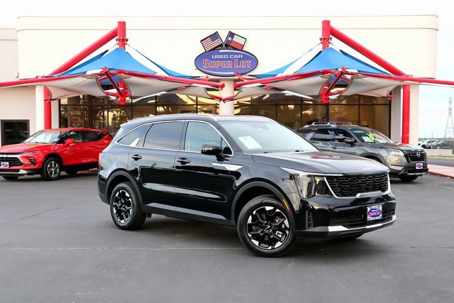 Used 2024 Kia Sorento S