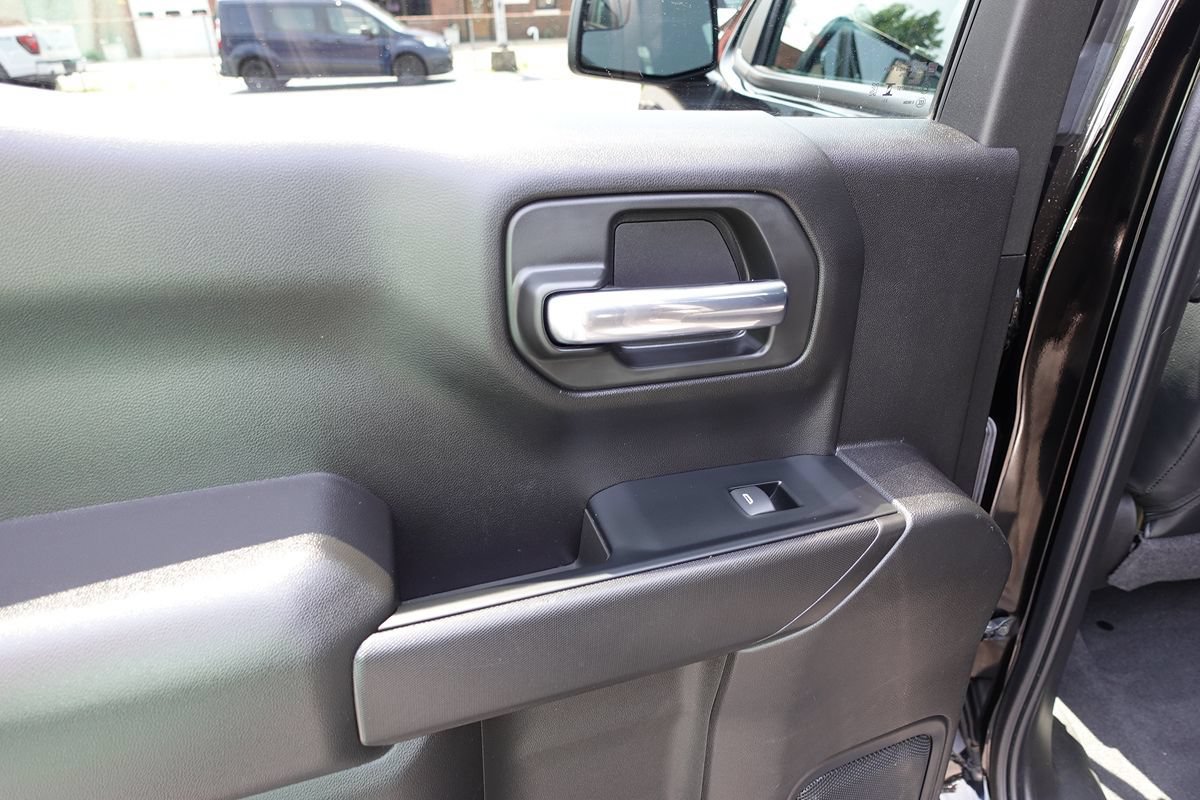 Used 2024 Chevrolet Silverado 1500 Custom AWD/4WD image 22