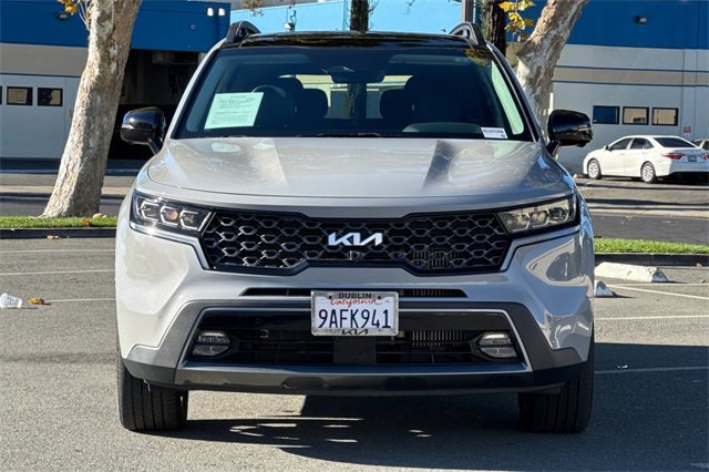 Used 2022 Kia Sorento SX Prestige image 9