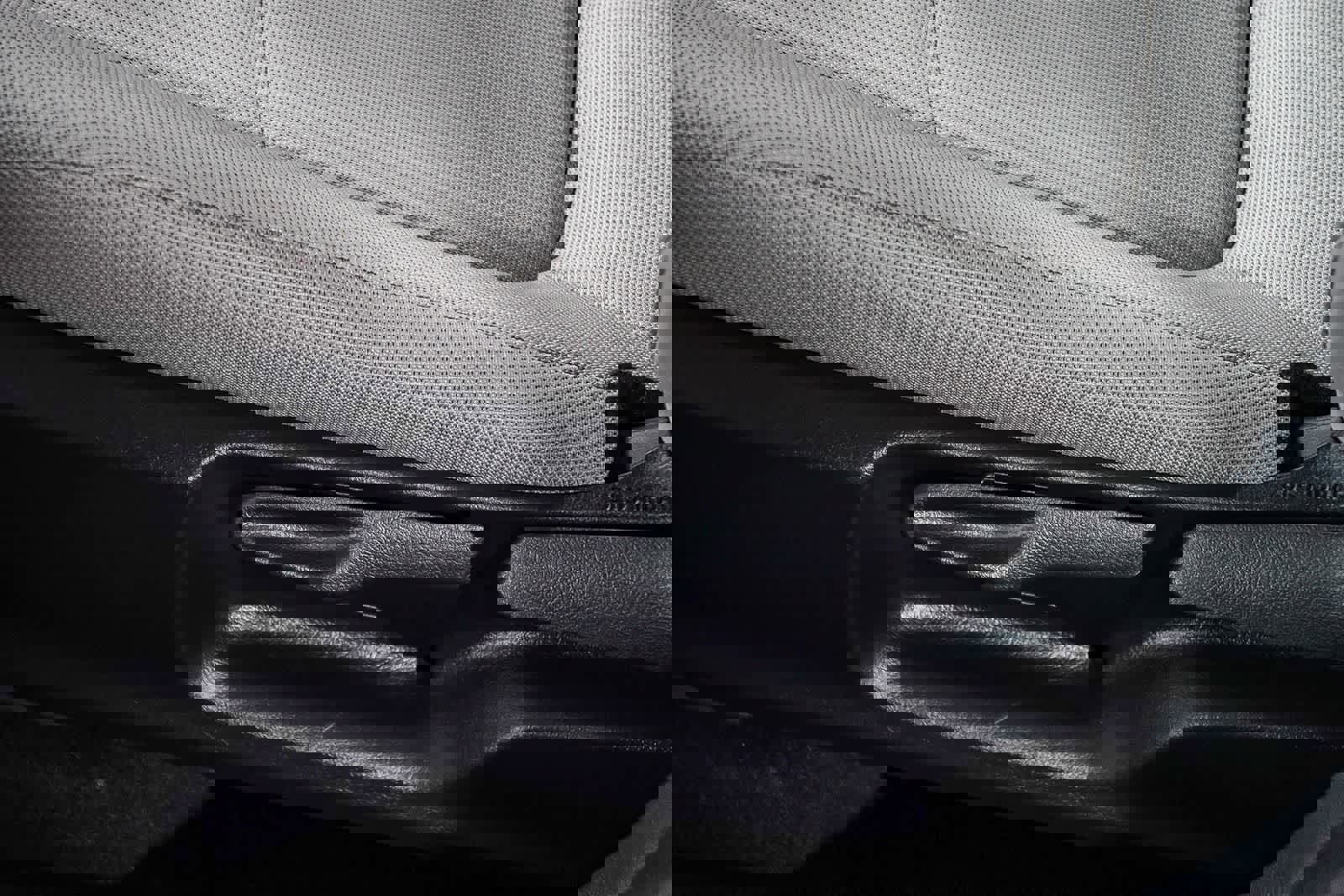 Certified 2025 Toyota Corolla Cross L image 23