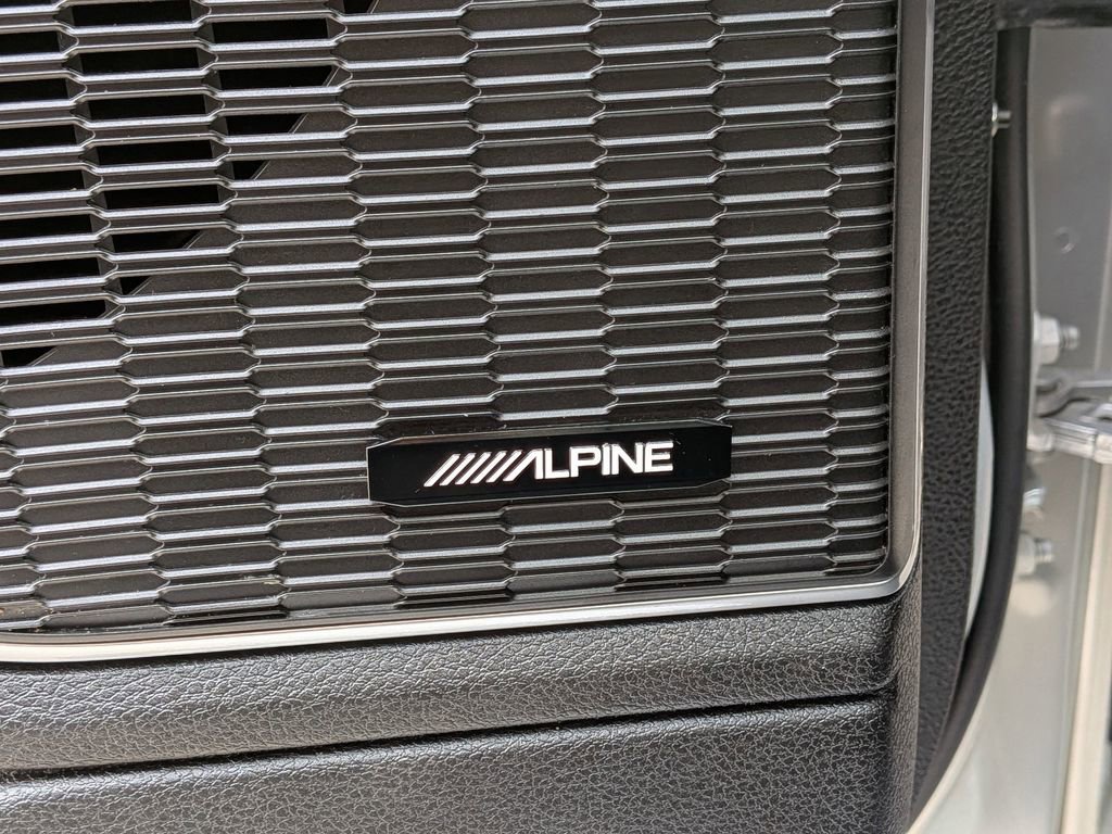 Used 2023 Jeep Grand Cherokee 30th Anniversary image 12