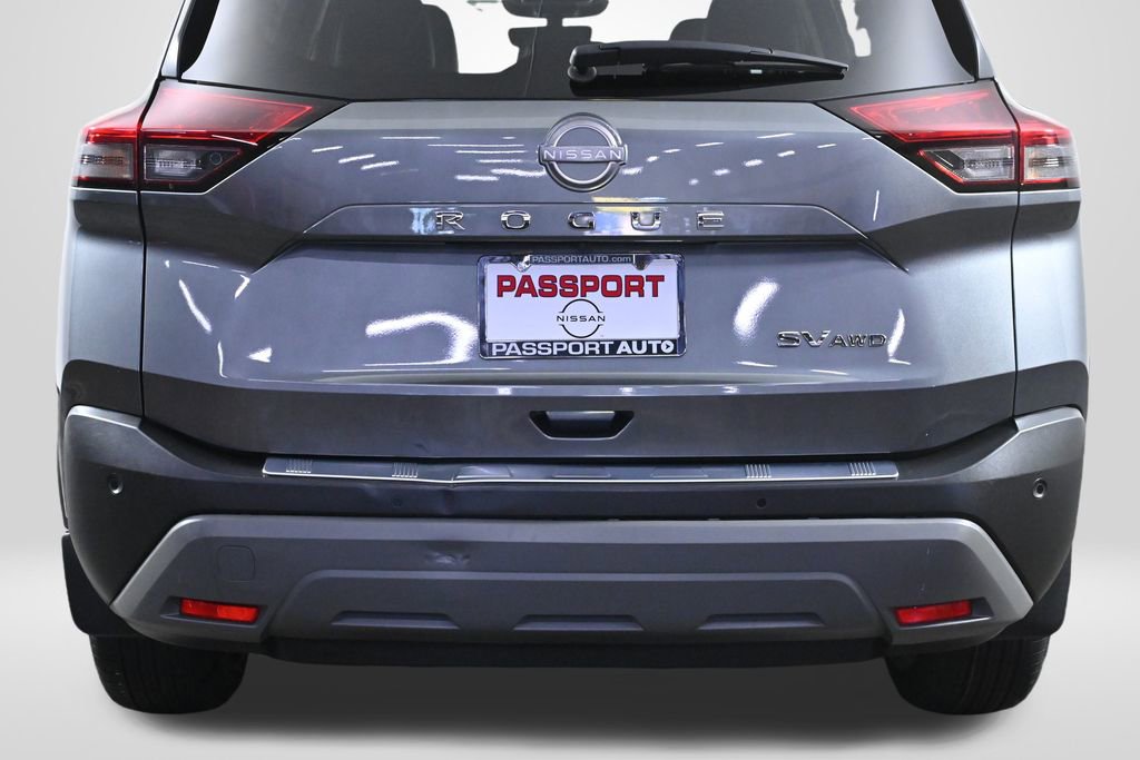 Used 2023 Nissan Rogue SV w/ SV Premium B Package image 9