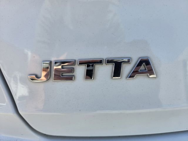 Used 2021 Volkswagen Jetta R-Line image 15