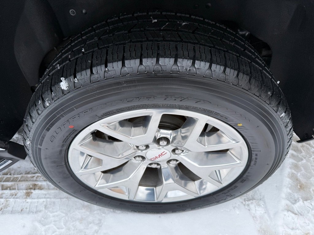 Used 2017 GMC Yukon SLT w/ Open Road Package image 7