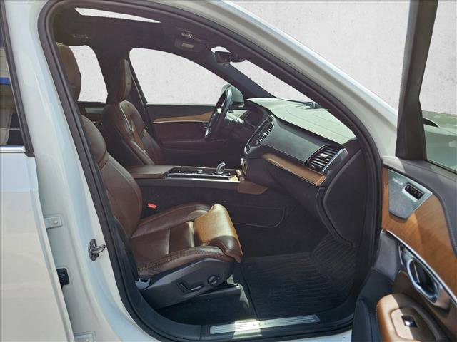 Used 2019 Volvo XC90 T8 Inscription w/ Protection Package AWD/4WD image 10