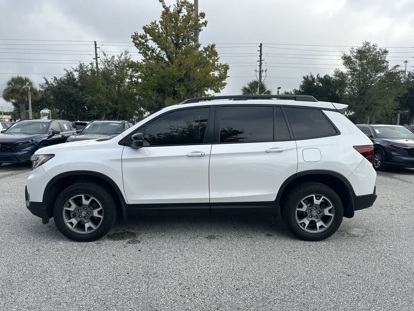 Used 2023 Honda Passport TrailSport image 3