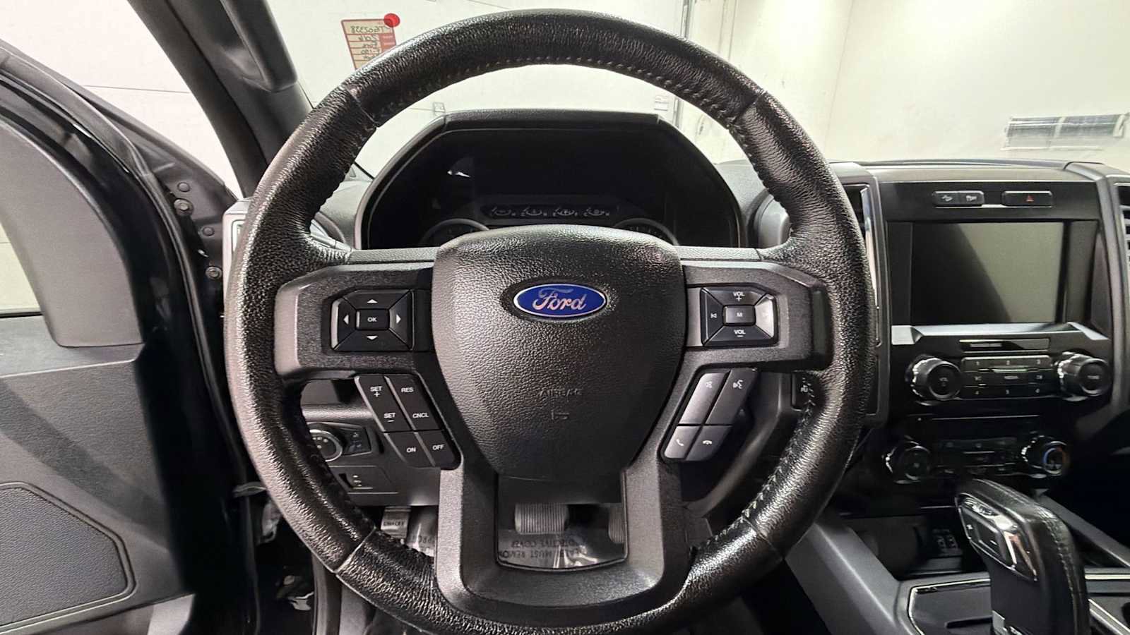 Used 2016 Ford F150 XLT w/ Equipment Group 302A Luxury AWD/4WD image 16