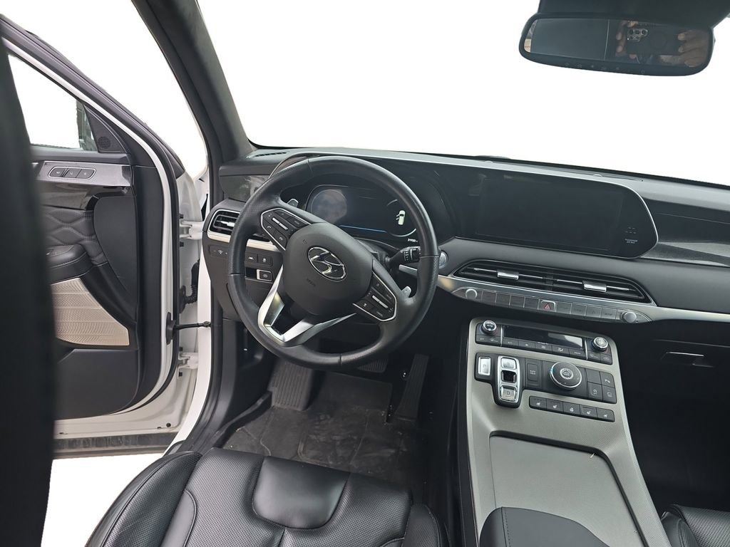 Used 2022 Hyundai Palisade Calligraphy w/ Winter Package FWD image 12