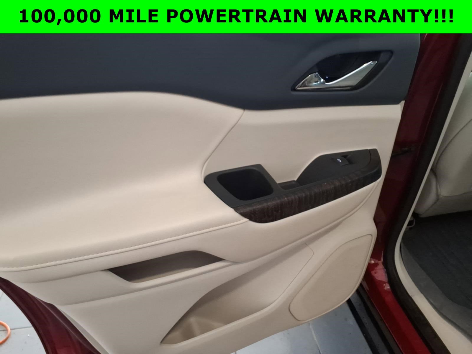 Used 2021 GMC Acadia Denali w/ Denali Ultimate Package image 16