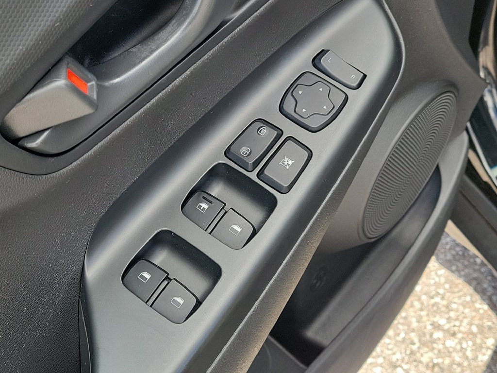 Used 2022 Hyundai Kona SEL FWD image 16
