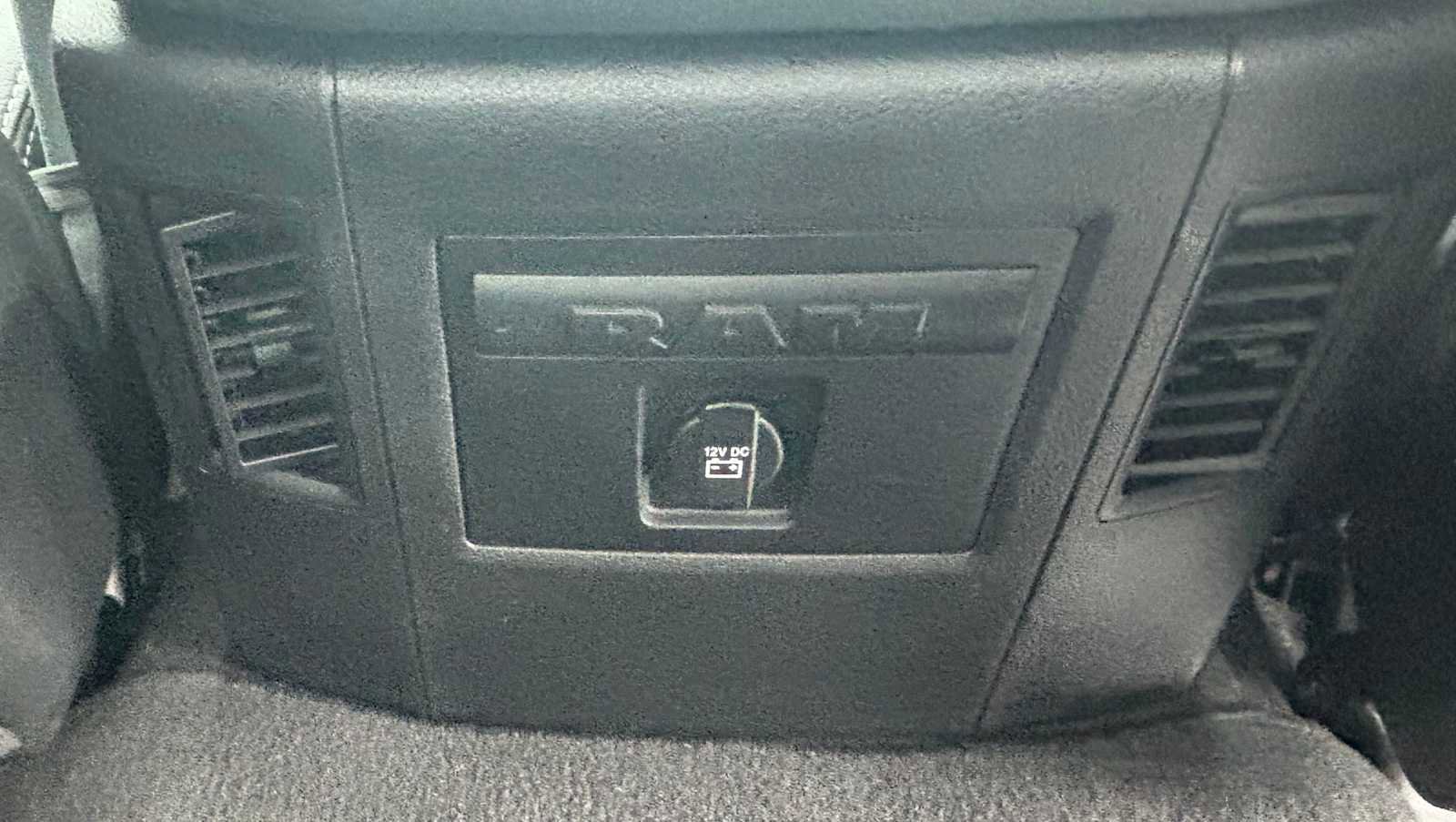 Used 2018 RAM 1500 Sport w/ Sport Premium Group image 11