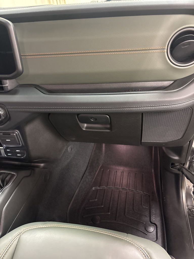 Used 2024 Jeep Gladiator Mojave image 28