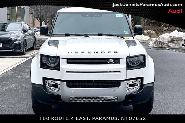 Used 2023 Land Rover Defender 90 S image 3