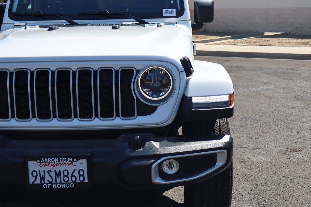 Certified 2026 Jeep Wrangler Unlimited Sahara AWD/4WD image 8