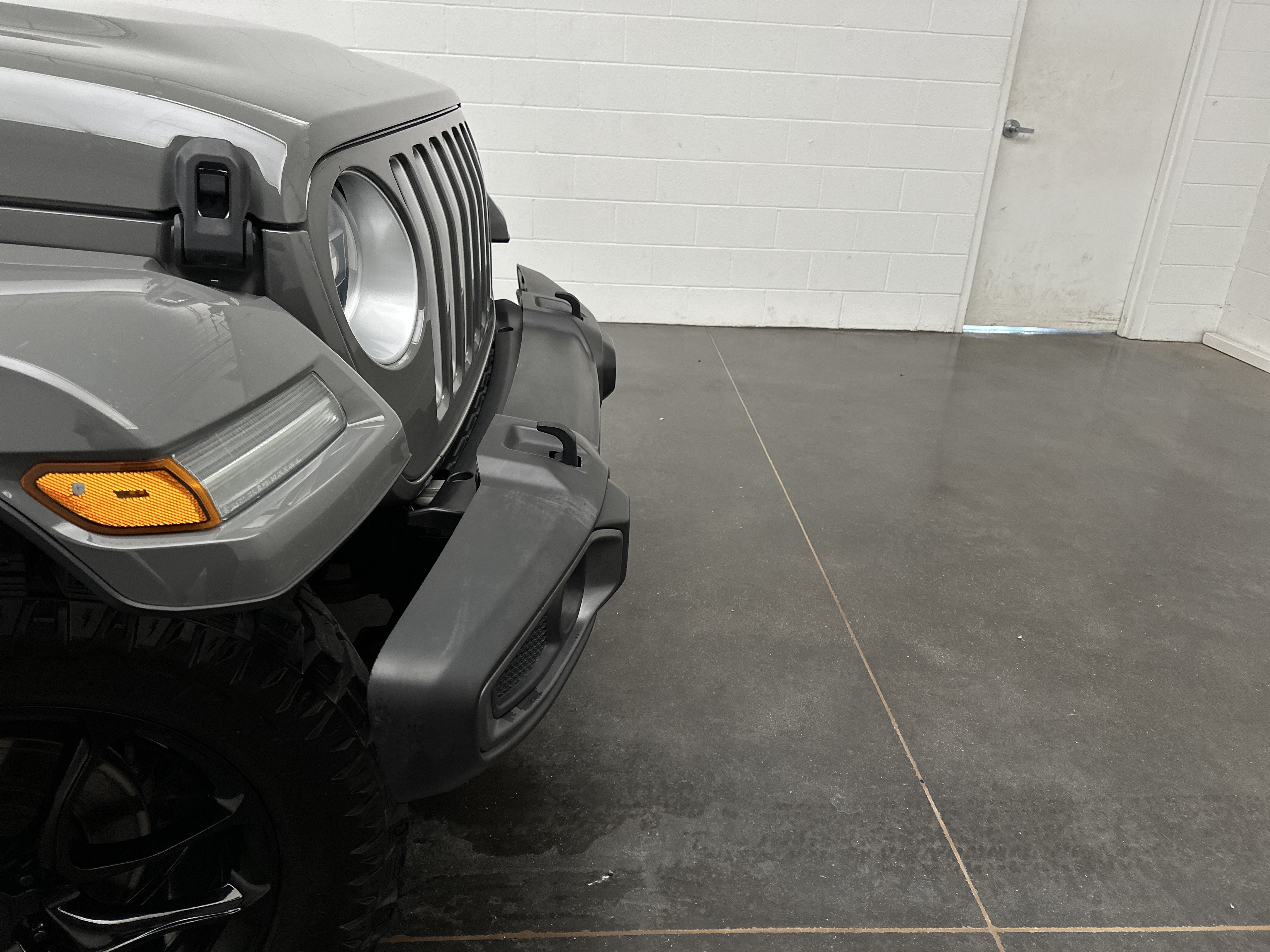 Used 2021 Jeep Wrangler Unlimited Sahara w/ Cold Weather Group AWD/4WD image 2