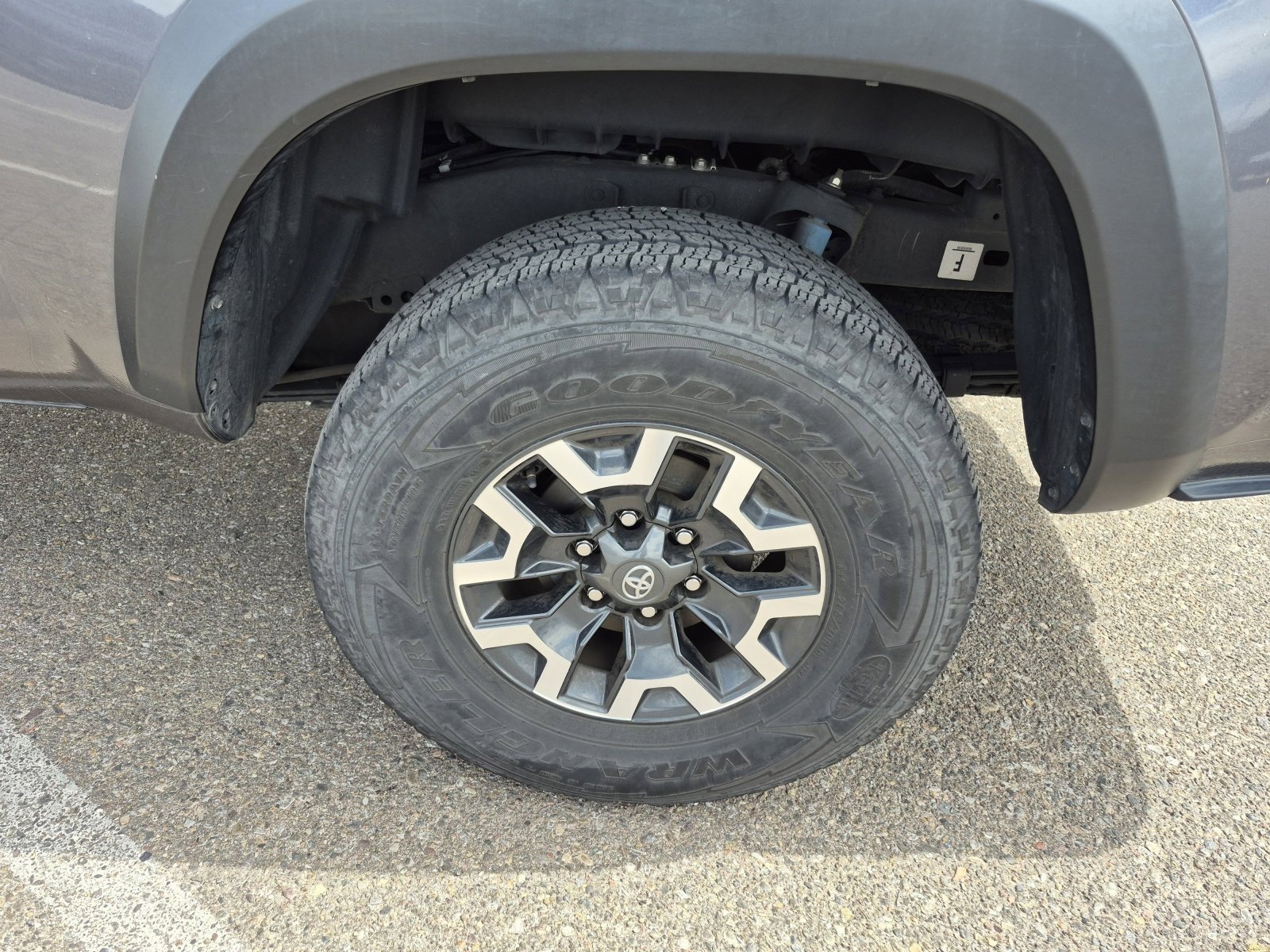 Certified 2021 Toyota Tacoma TRD Off-Road w/ TRD Premium Off Road Package image 23