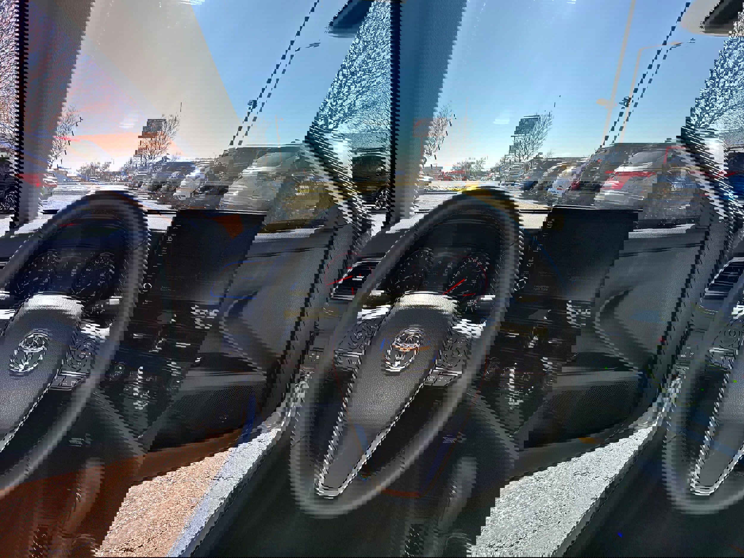 Used 2022 Toyota Camry XSE image 14