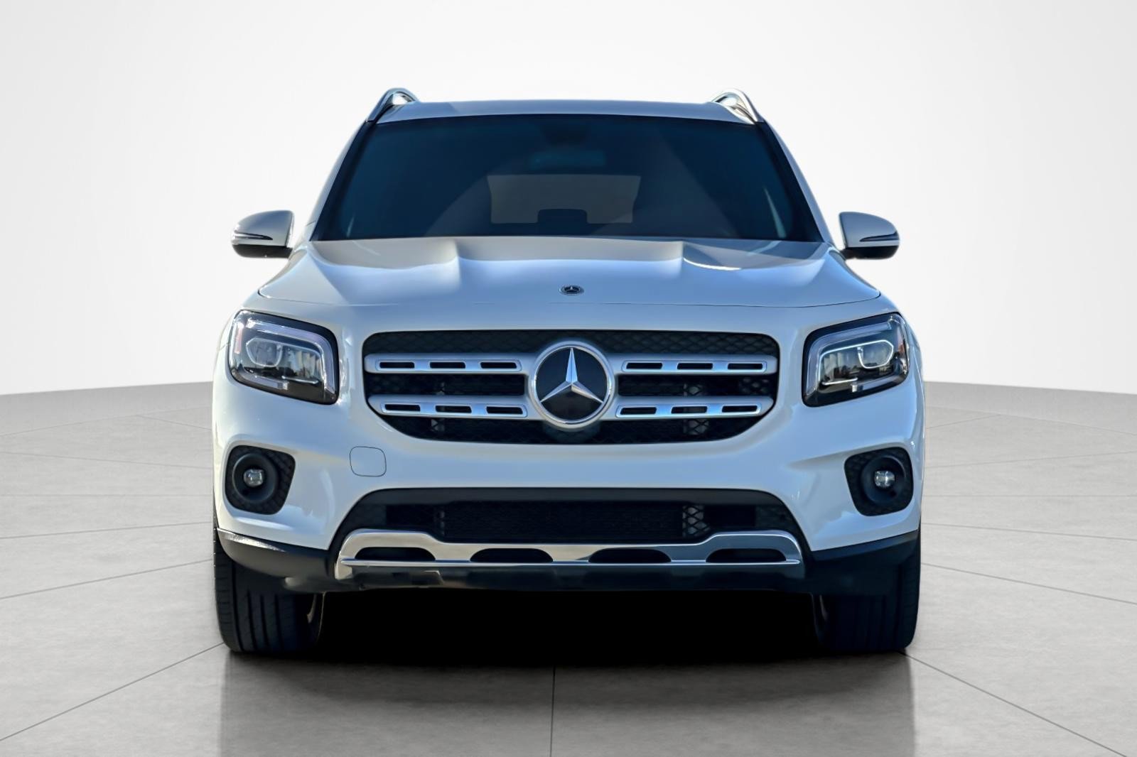 Used 2022 Mercedes-Benz GLB 250 4MATIC image 8