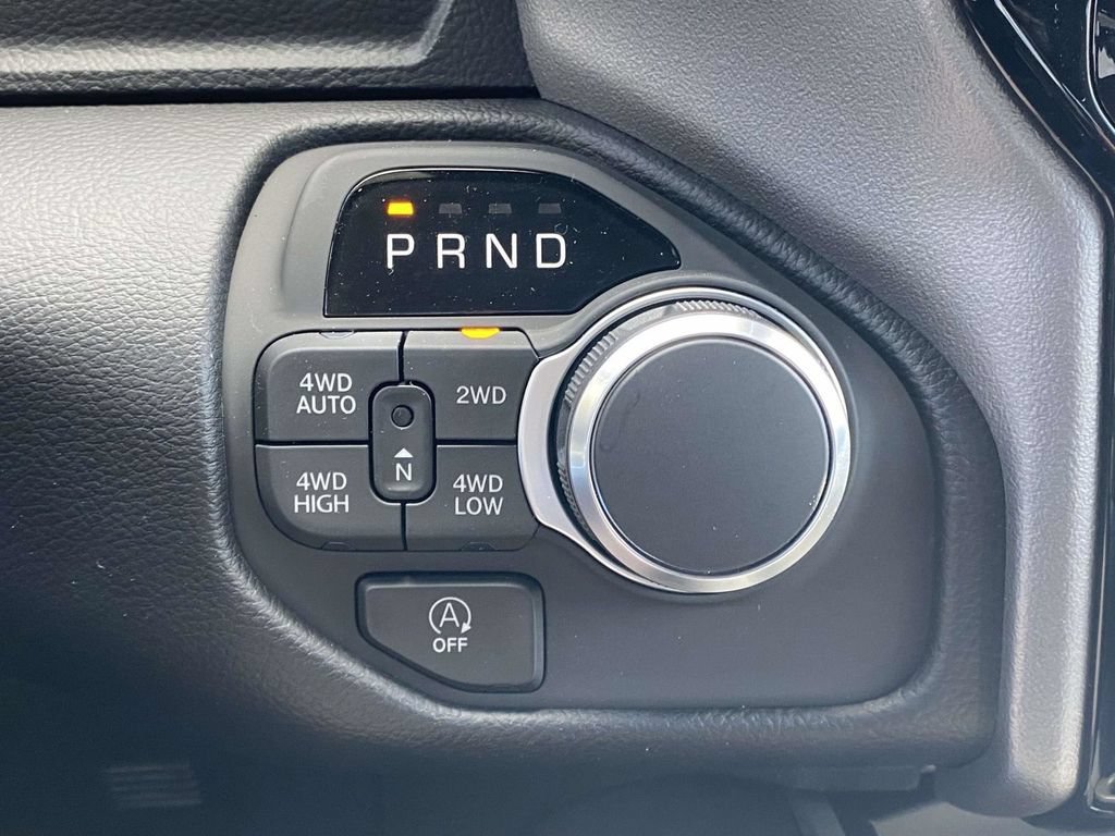New 2026 RAM 1500 Big Horn AWD/4WD image 24