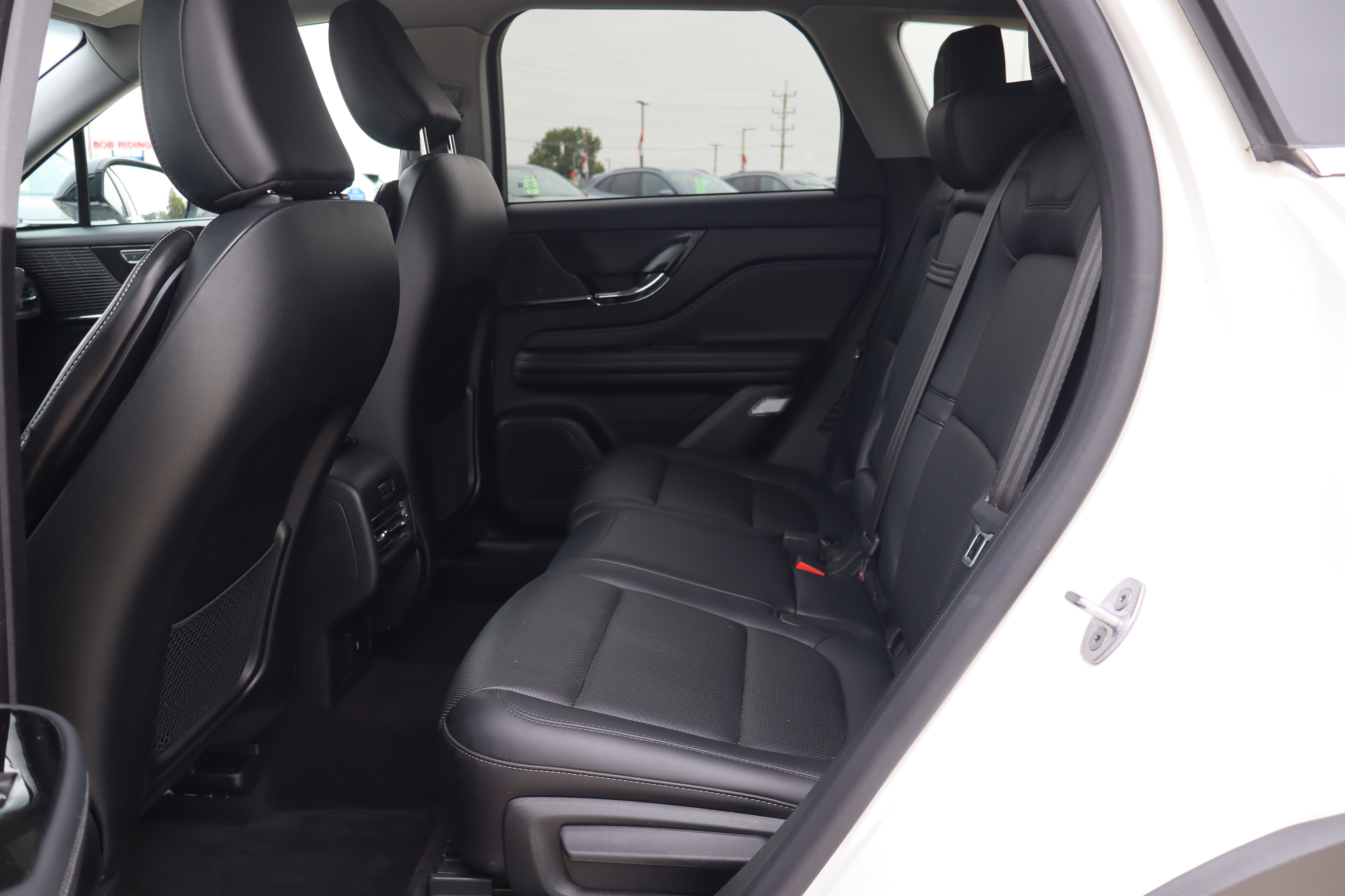 Used 2022 Lincoln Corsair FWD w/ Equipment Group 101A image 11