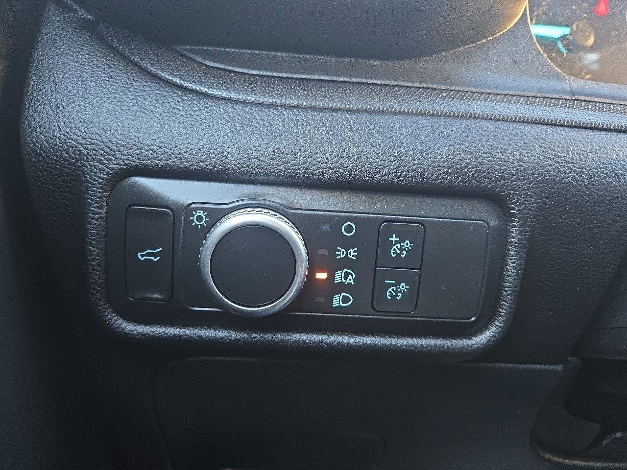 Used 2022 Ford Explorer 4WD image 27