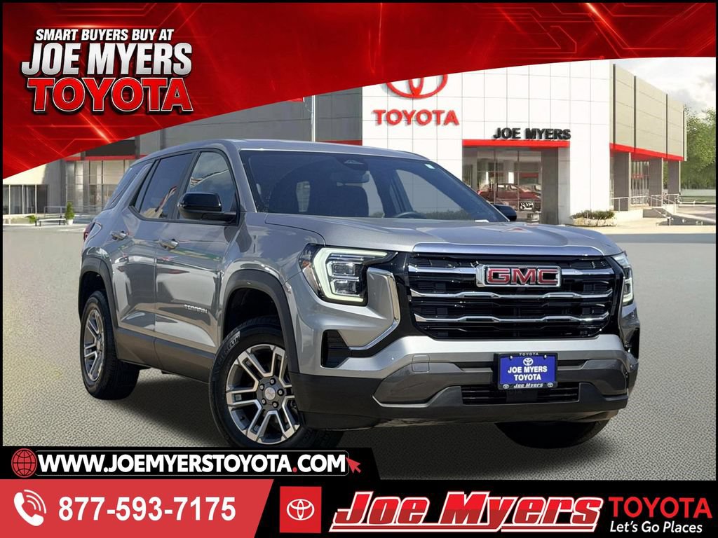 Used 2025 GMC Terrain Elevation FWD image 1