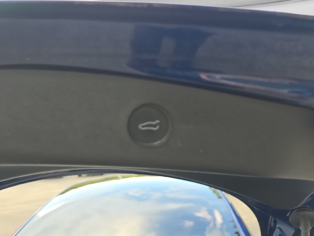 Used 2022 Tesla Model 3 Performance AWD/4WD image 16
