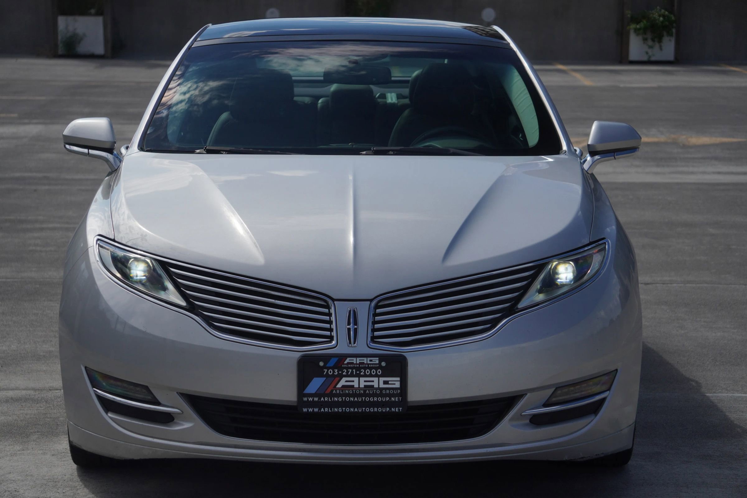 Used 2014 Lincoln MKZ Sedan 4D w/ Equipment Group 102A Reserve image 2