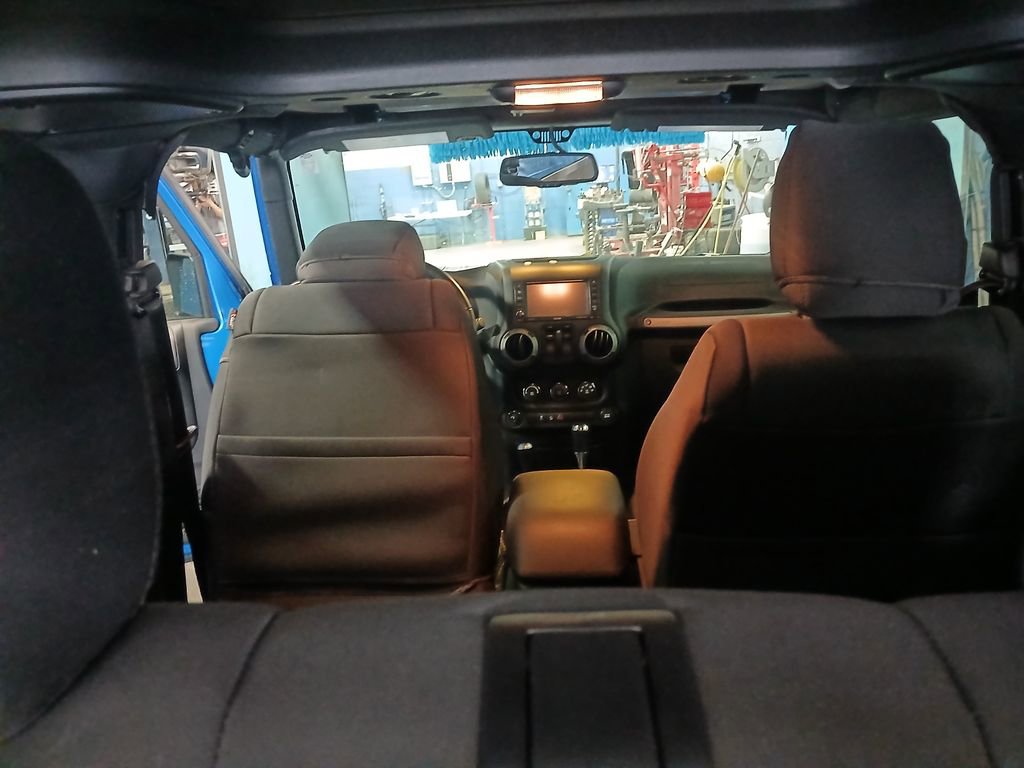 Used 2016 Jeep Wrangler Sport image 30