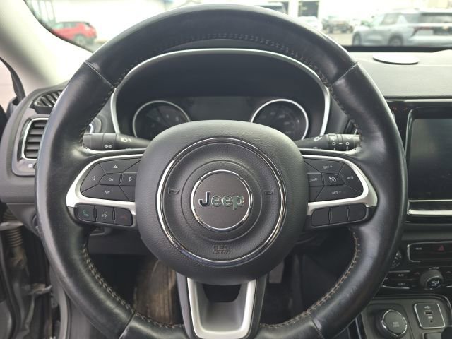 Used 2018 Jeep Compass Limited image 13