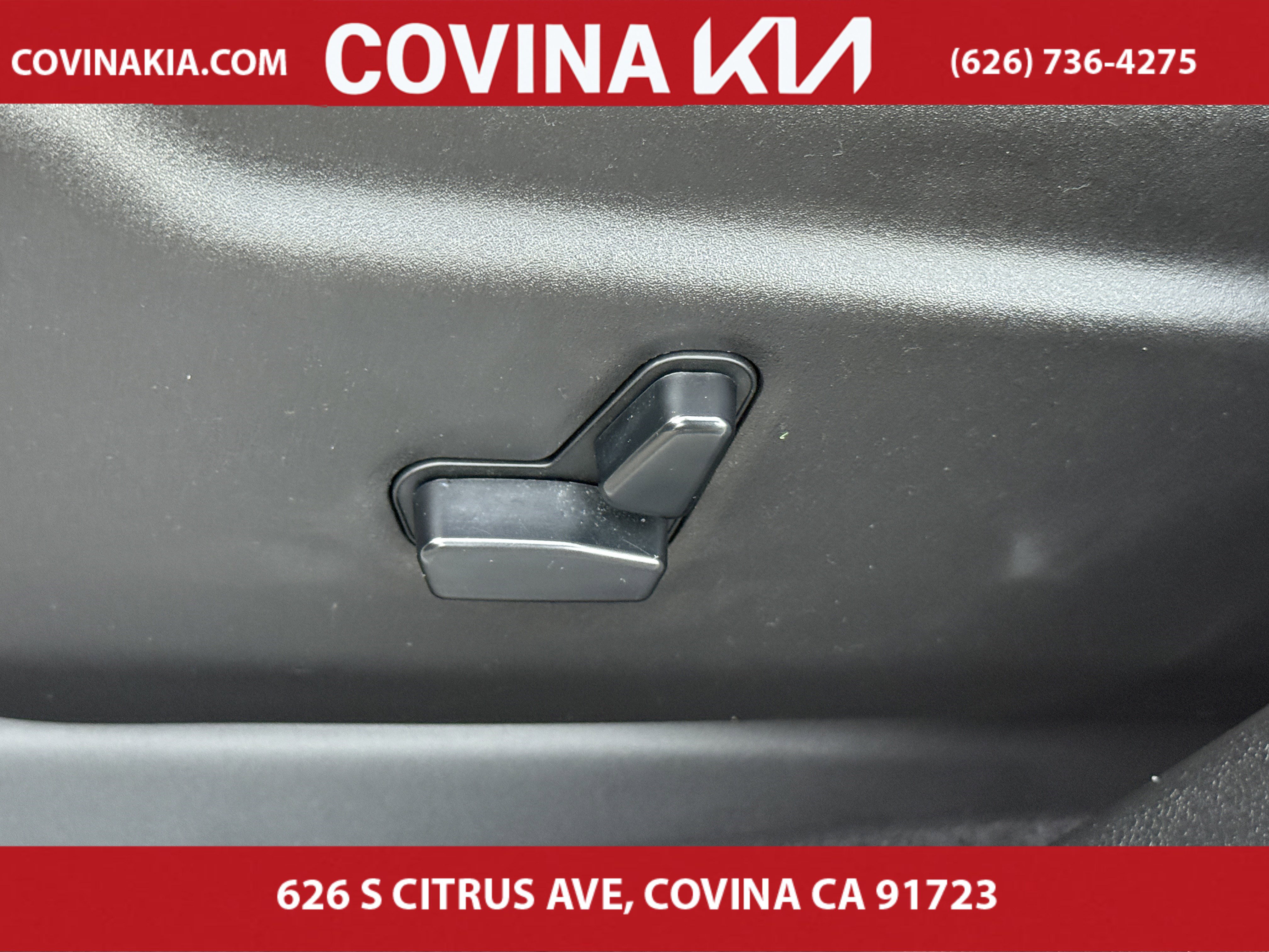 Used 2018 Jeep Grand Cherokee Laredo image 15