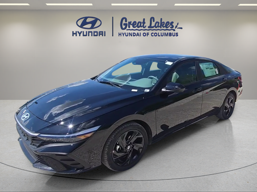 New 2026 Hyundai Elantra Sport FWD image 3