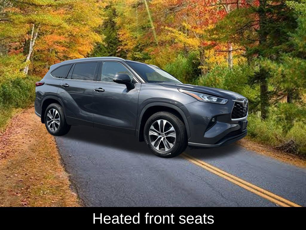 Used 2020 Toyota Highlander XLE AWD/4WD image 15