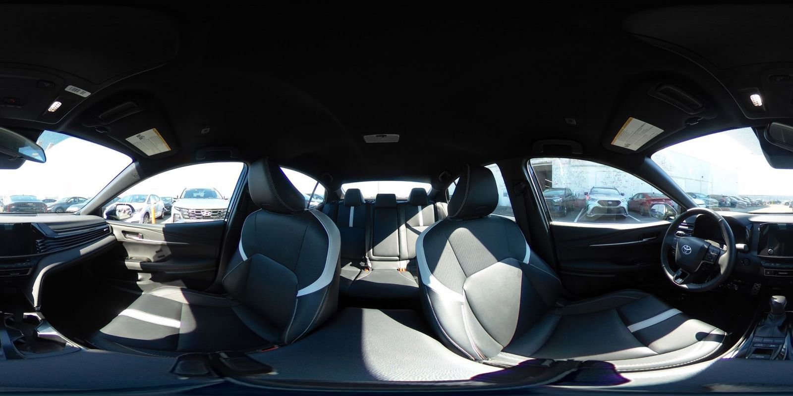 Used 2025 Toyota Camry SE FWD image 42