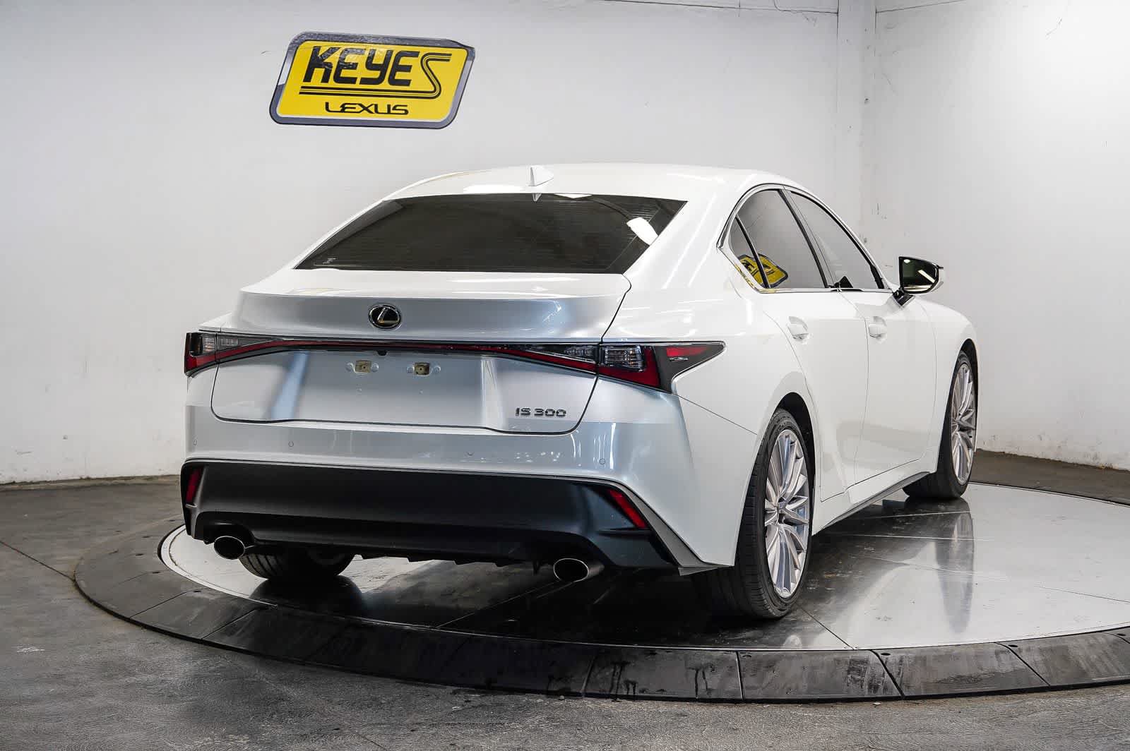 Used 2023 Lexus IS 300 w/ Premium Package RWD image 4