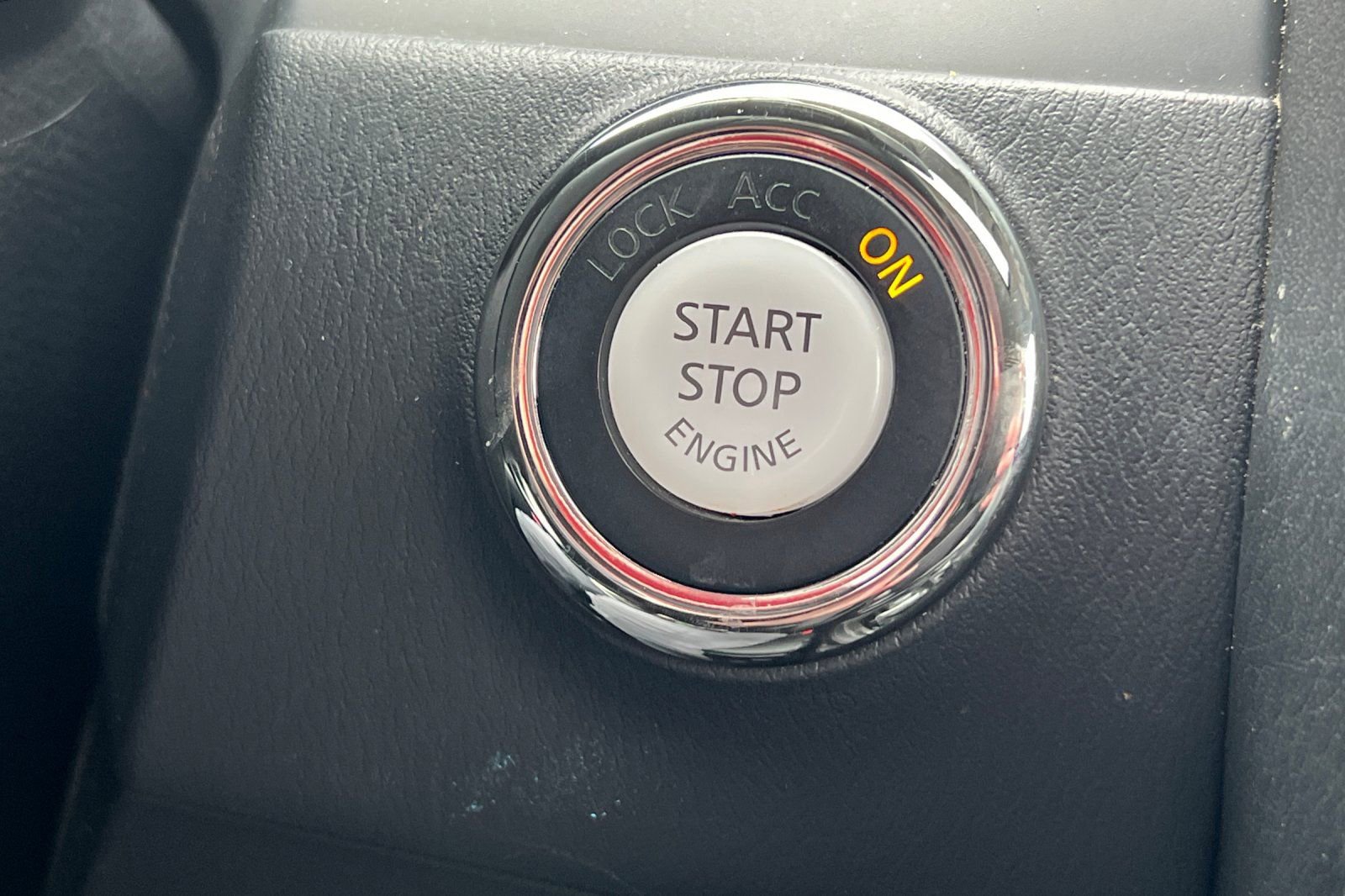 Used 2024 INFINITI QX80 Luxe image 30