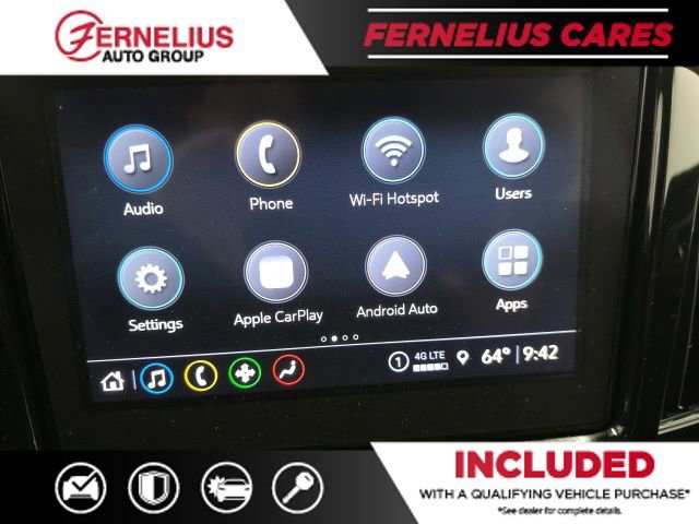 Used 2023 Chevrolet Traverse LT image 30