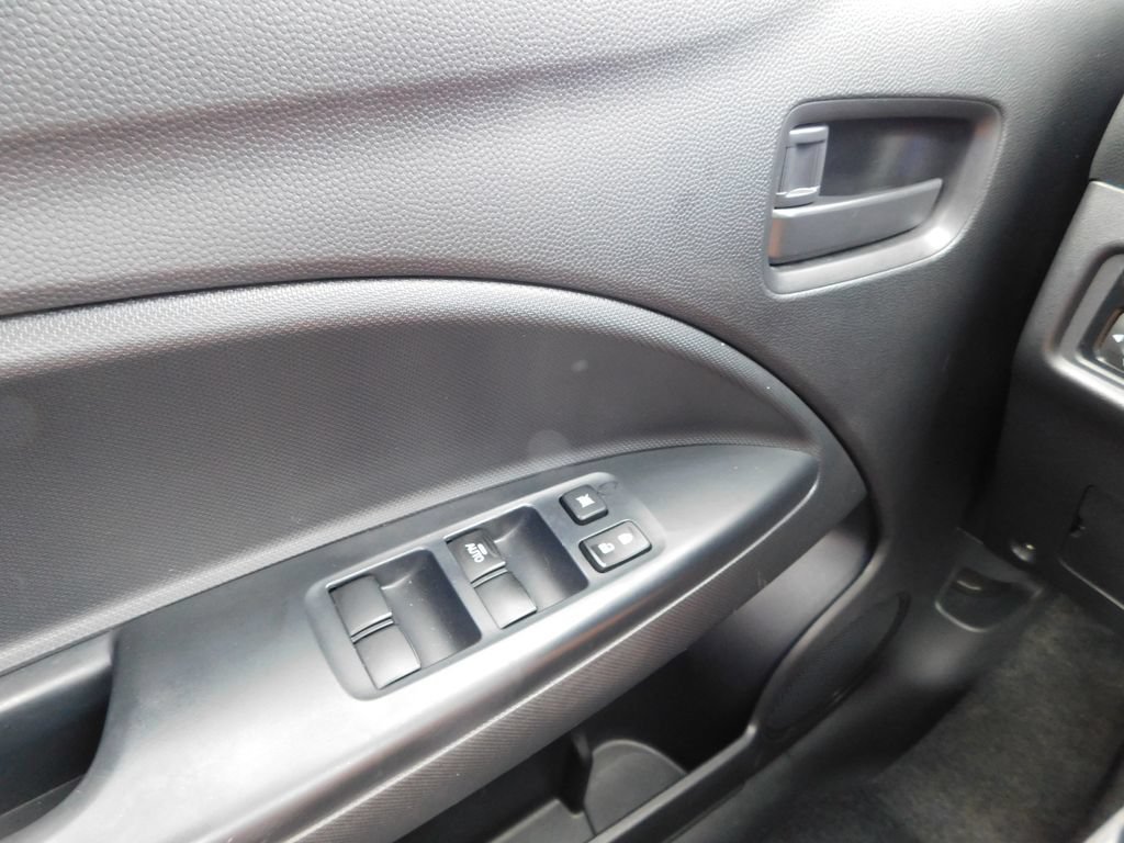 Used 2024 Mitsubishi Mirage ES FWD image 22