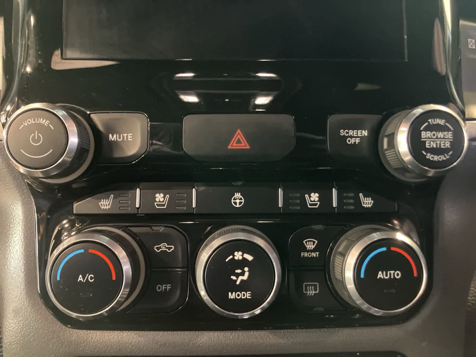 Used 2022 RAM 1500 Laramie AWD/4WD image 20