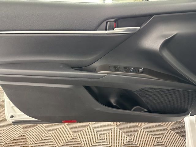 Used 2021 Toyota Camry SE image 20